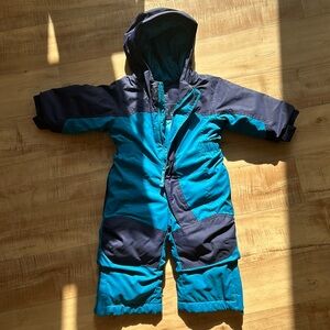 LLBean 6-12M snowsuit like new